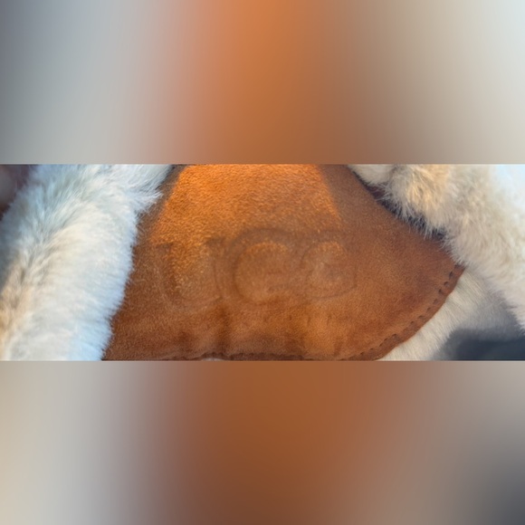 UGG Shearling/ Suede Coat with hood. Mid length, size small, excellent condition - Picture 7 of 7